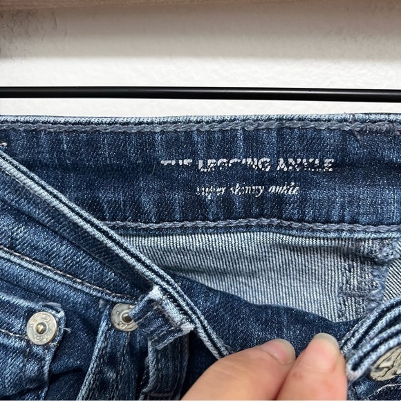 AG The Legging Destroyed Raw Hem Super Skinny Ankle Jean Size 27 - Picture 4 of 12